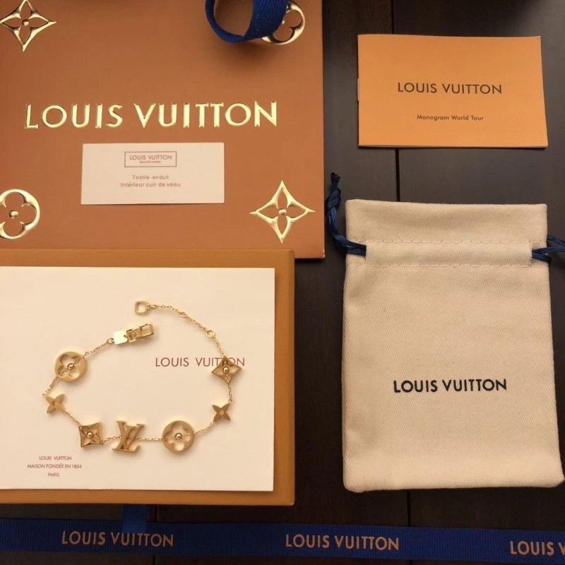 Louis Vuitton Bracelets SmartChoice 250815