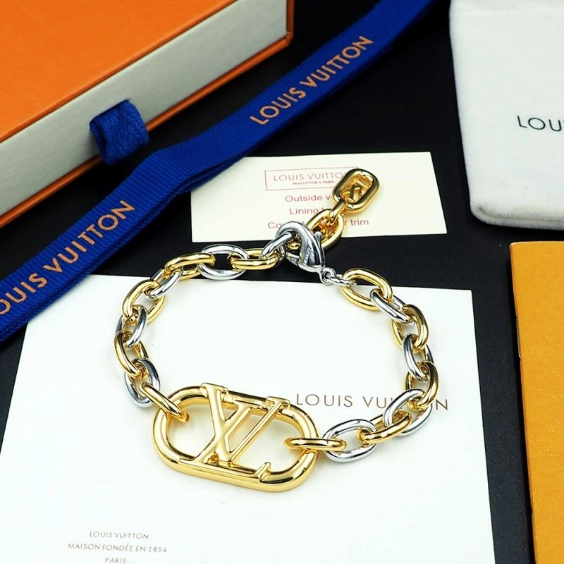 Premium Louis Vuitton Bracelets 250797