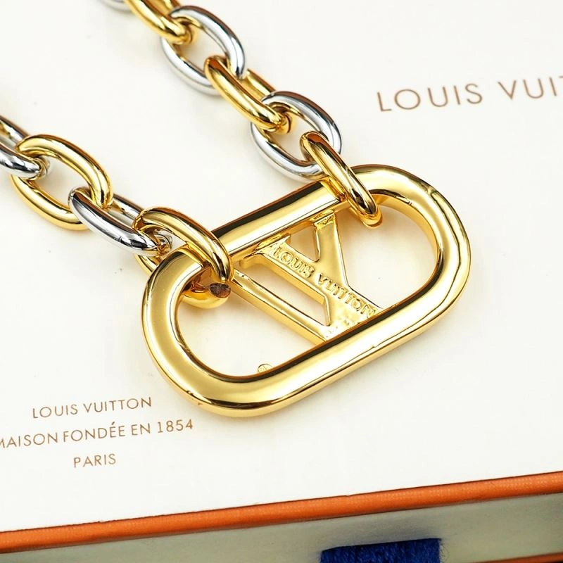 Premium Louis Vuitton Bracelets 250797