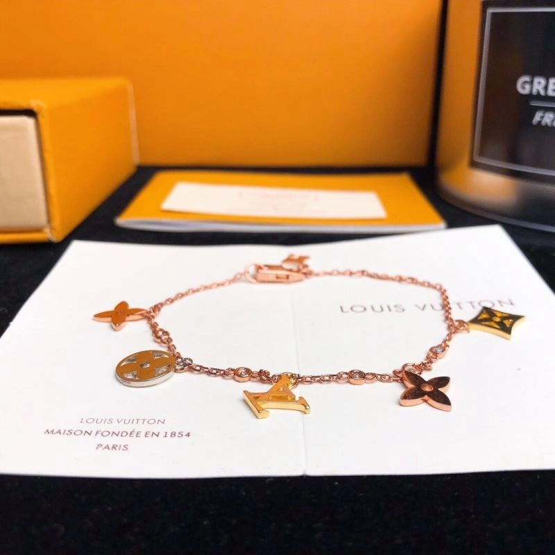 Timeless Louis Vuitton Bracelets 250801