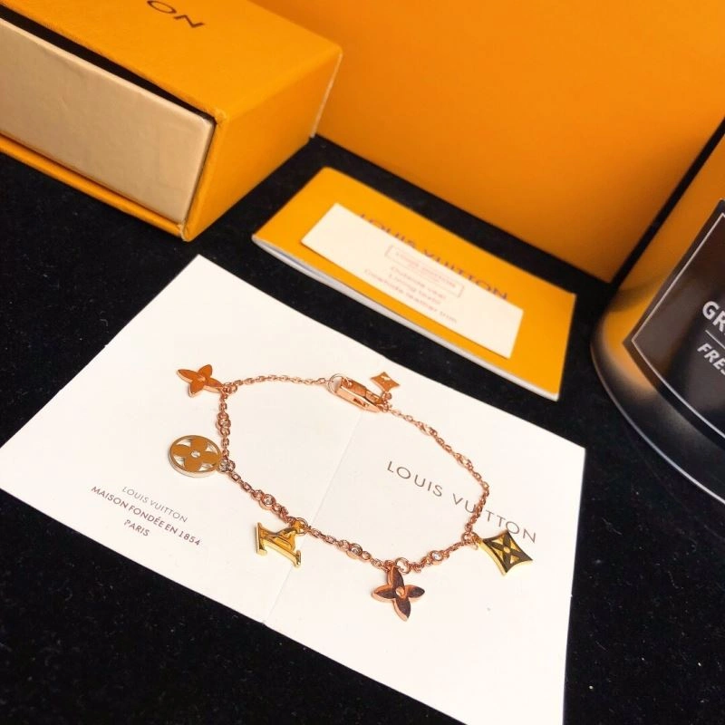 Timeless Louis Vuitton Bracelets 250801