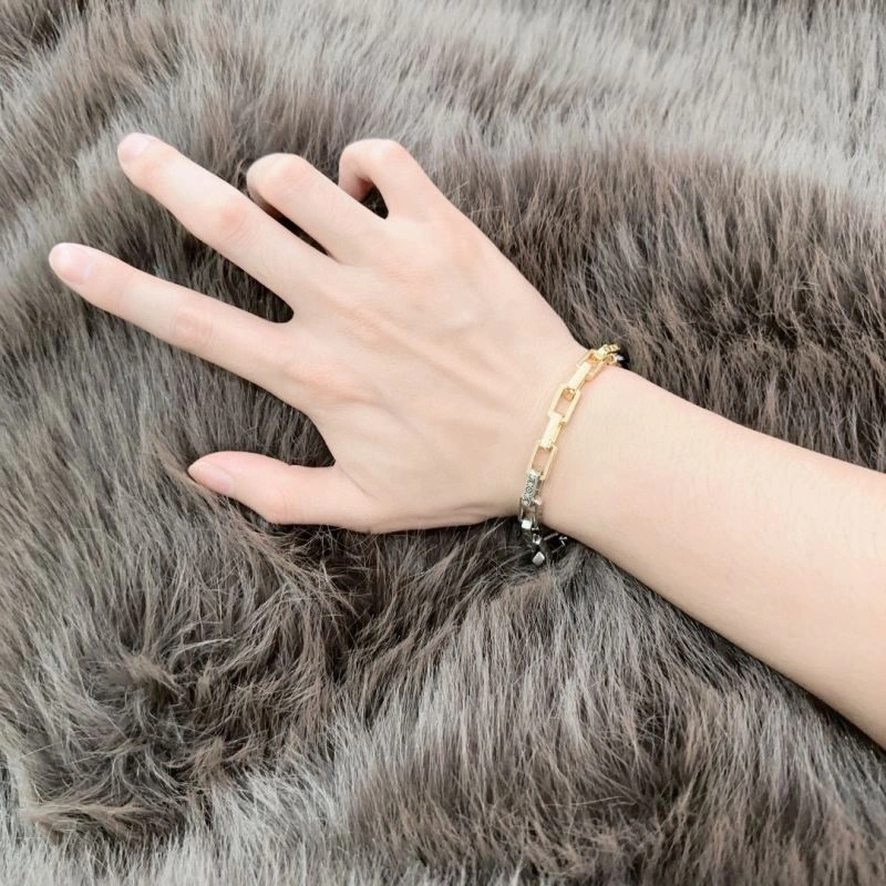 Youthful Louis Vuitton Bracelets 250811