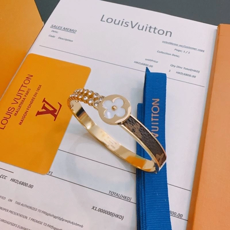 Louis Vuitton Bracelets SportInspired 250799