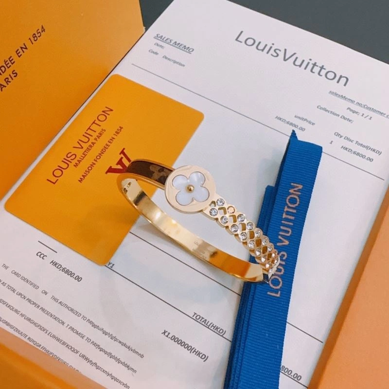 Louis Vuitton Bracelets SportInspired 250799