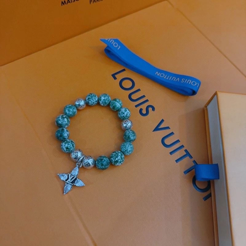 Unisex Louis Vuitton Bracelets 250808