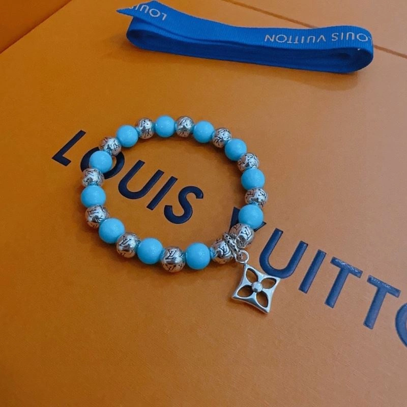 Louis Vuitton Bracelets Versatile 250814