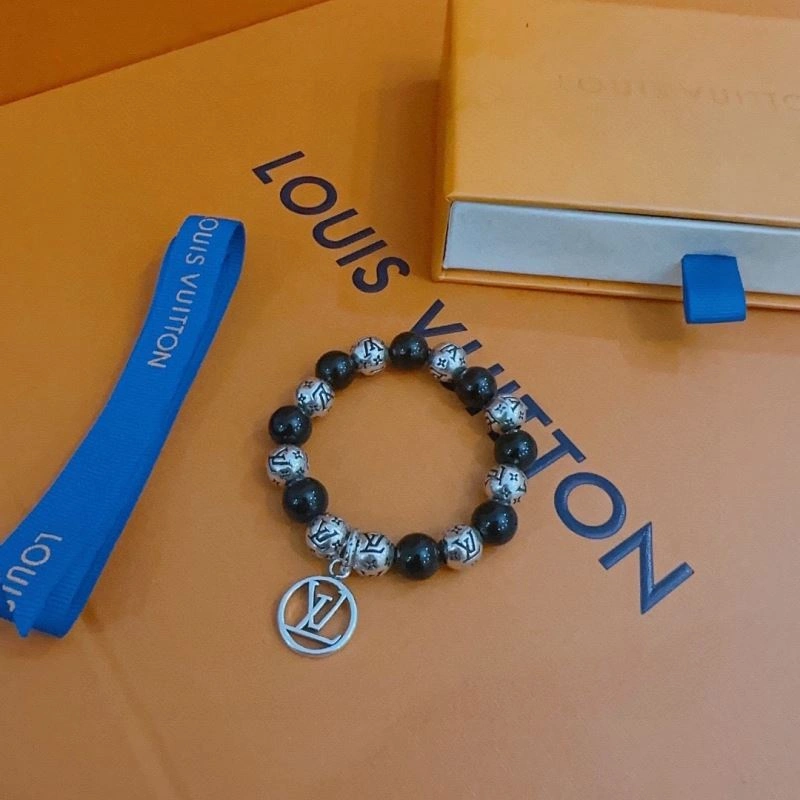 Louis Vuitton Bracelets Chic 250806