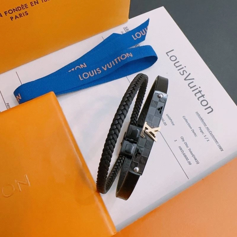Louis Vuitton Bracelets StreetReady 250781