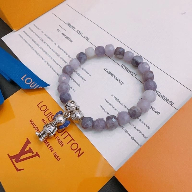Louis Vuitton Bracelets Effortless 250778