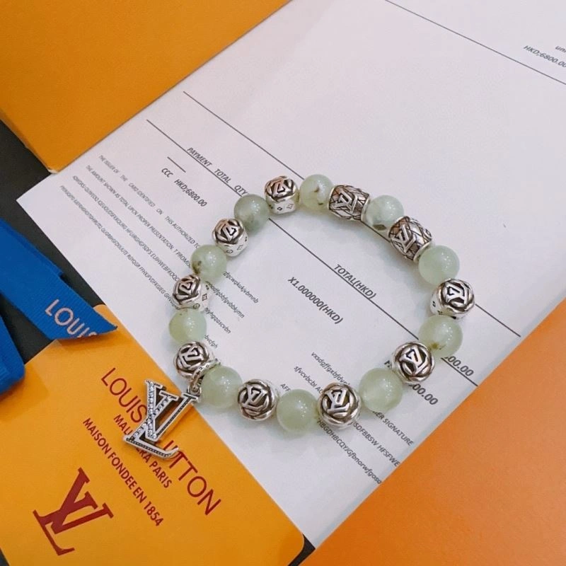 Breathable Louis Vuitton Bracelets 250776