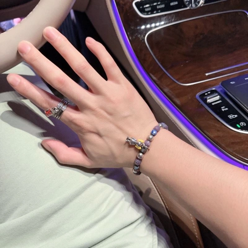 Louis Vuitton Bracelets Soft 250775