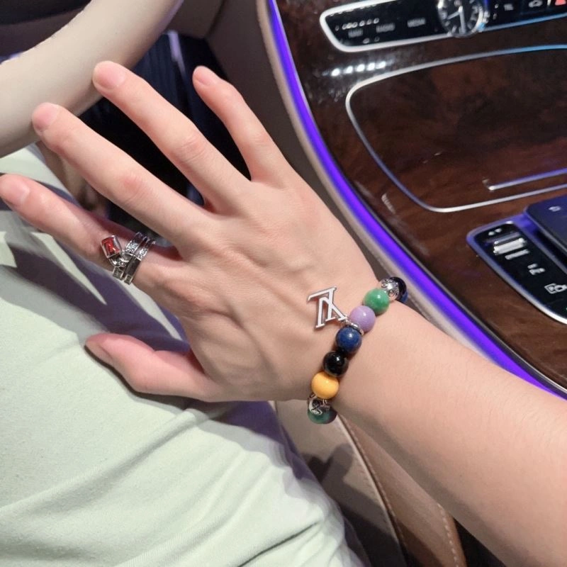 Louis Vuitton Bracelets StreetReady 250774