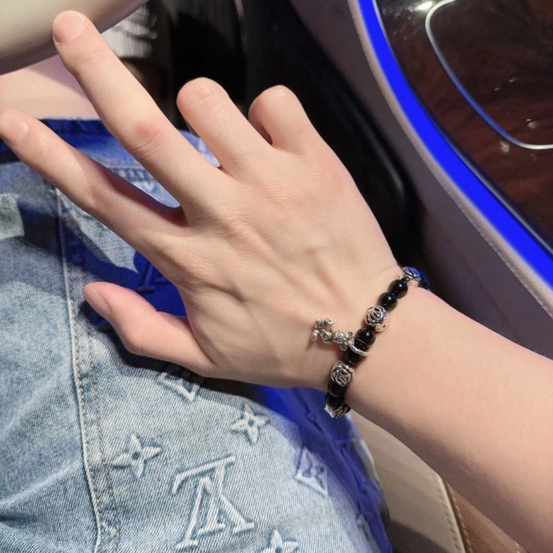 Louis Vuitton Bracelets Flexible 250772