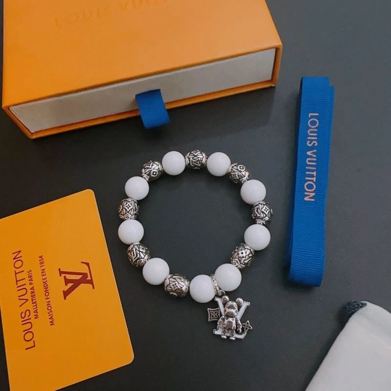 EyeCatching Louis Vuitton Bracelets 250771