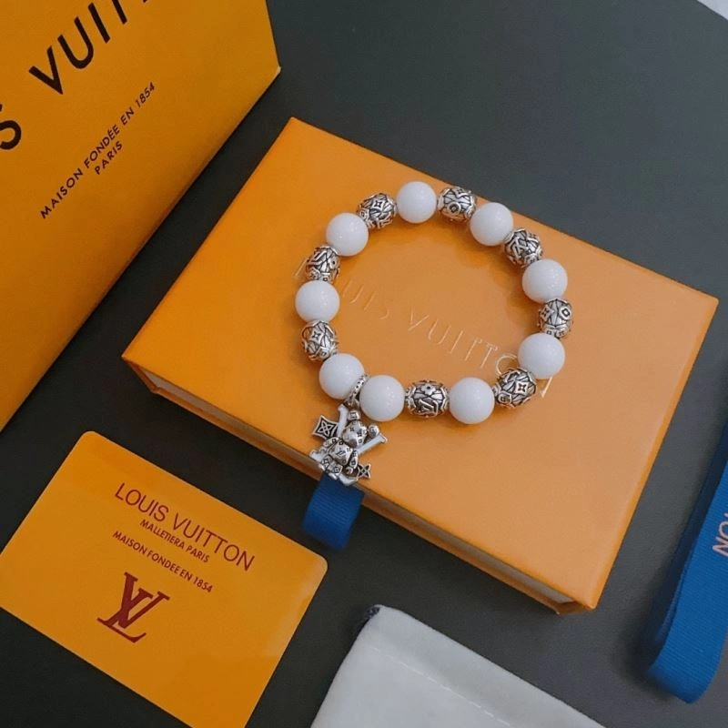EyeCatching Louis Vuitton Bracelets 250771