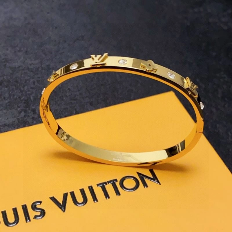 Louis Vuitton Bracelets Soft 250766