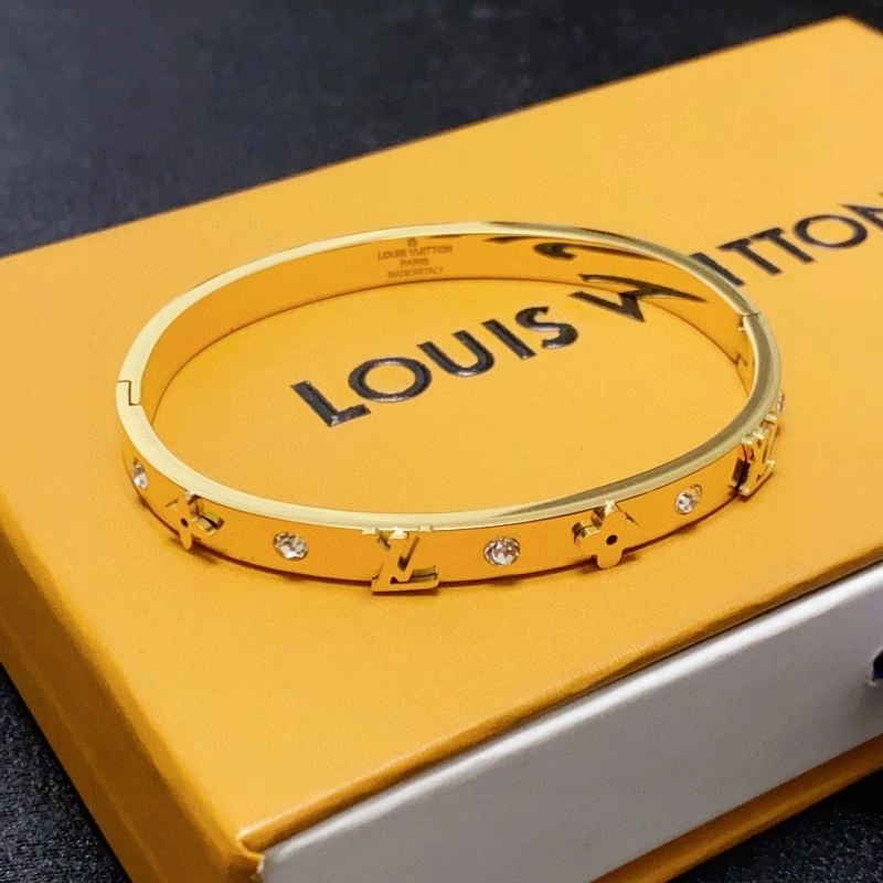 Louis Vuitton Bracelets Soft 250766