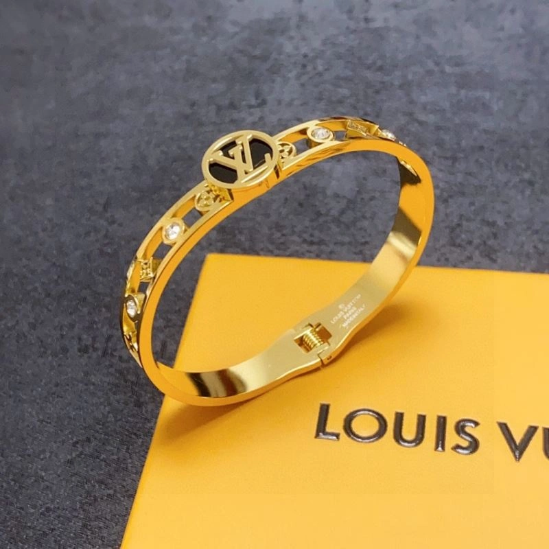 Trendy Louis Vuitton Bracelets 250767