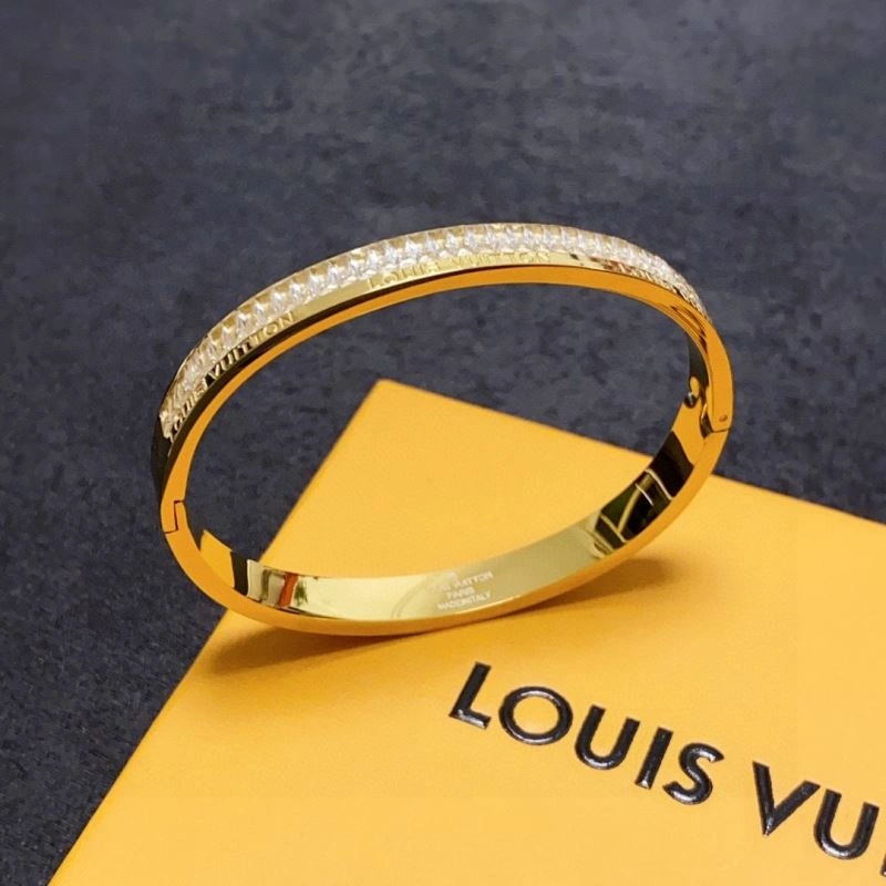 Seasonal Louis Vuitton Bracelets 250765