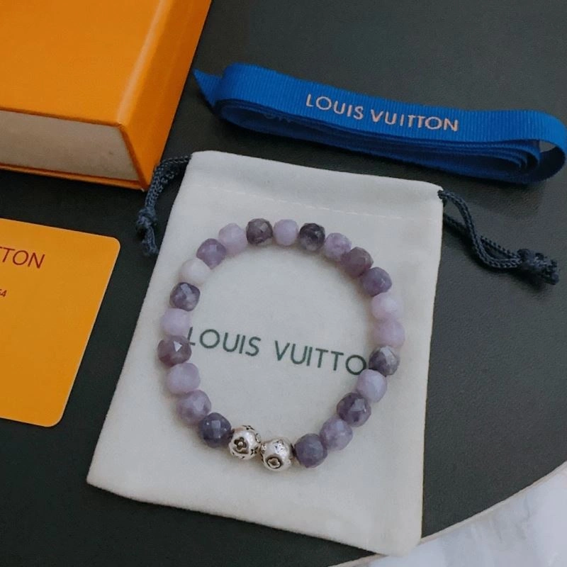Classic Louis Vuitton Bracelets 250764