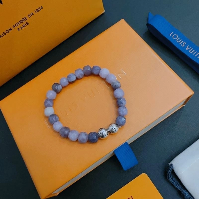 Classic Louis Vuitton Bracelets 250764