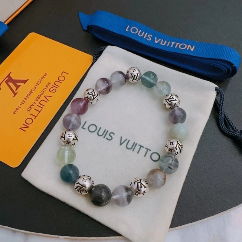 Cozy Louis Vuitton Bracelets 250760