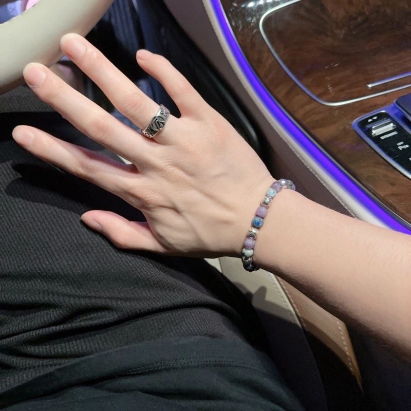 Louis Vuitton Bracelets Seasonal 250762