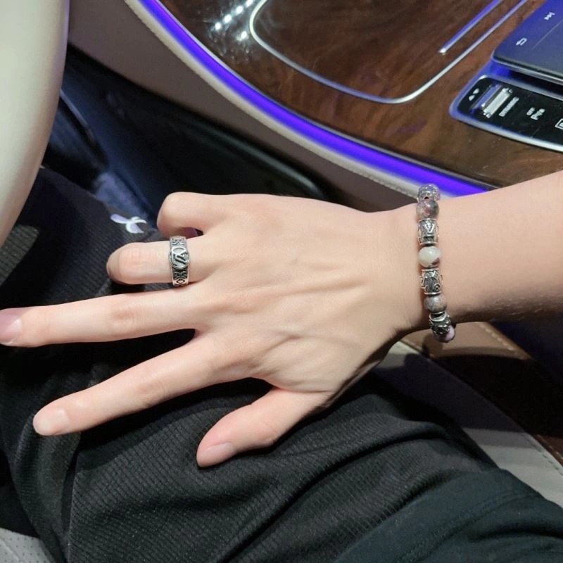 QuickDry Louis Vuitton Bracelets 250754