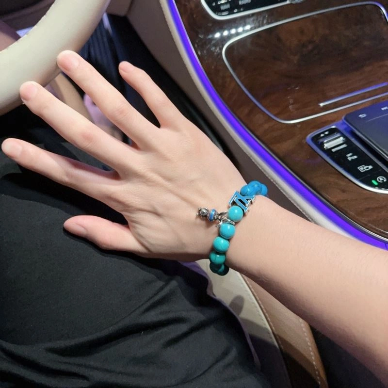 Louis Vuitton Bracelets Lightweight 250748
