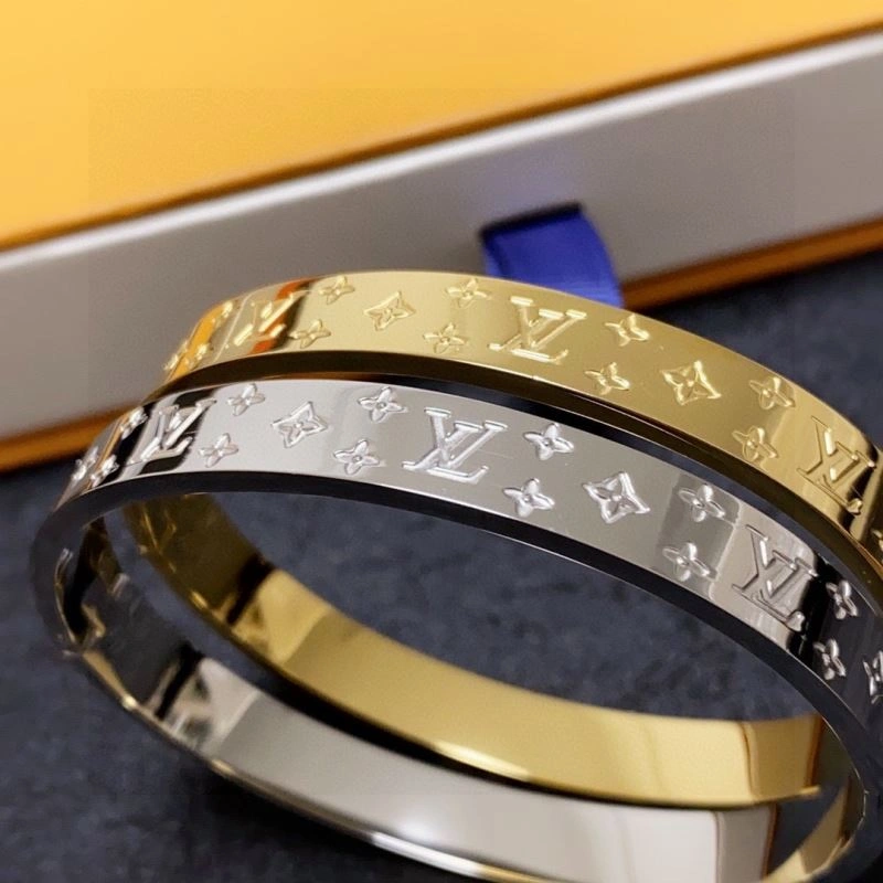Louis Vuitton Bracelets WellDesigned 250769