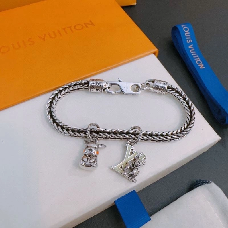 Louis Vuitton Bracelets Breathable 250746