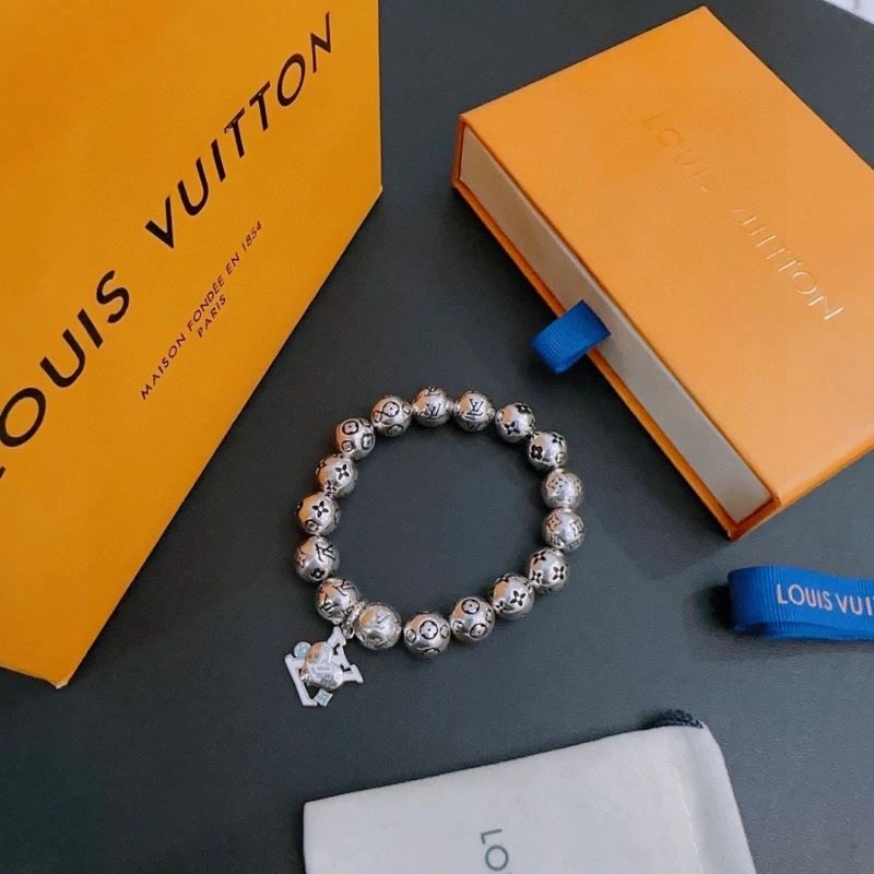 Affordable Louis Vuitton Bracelets 250759