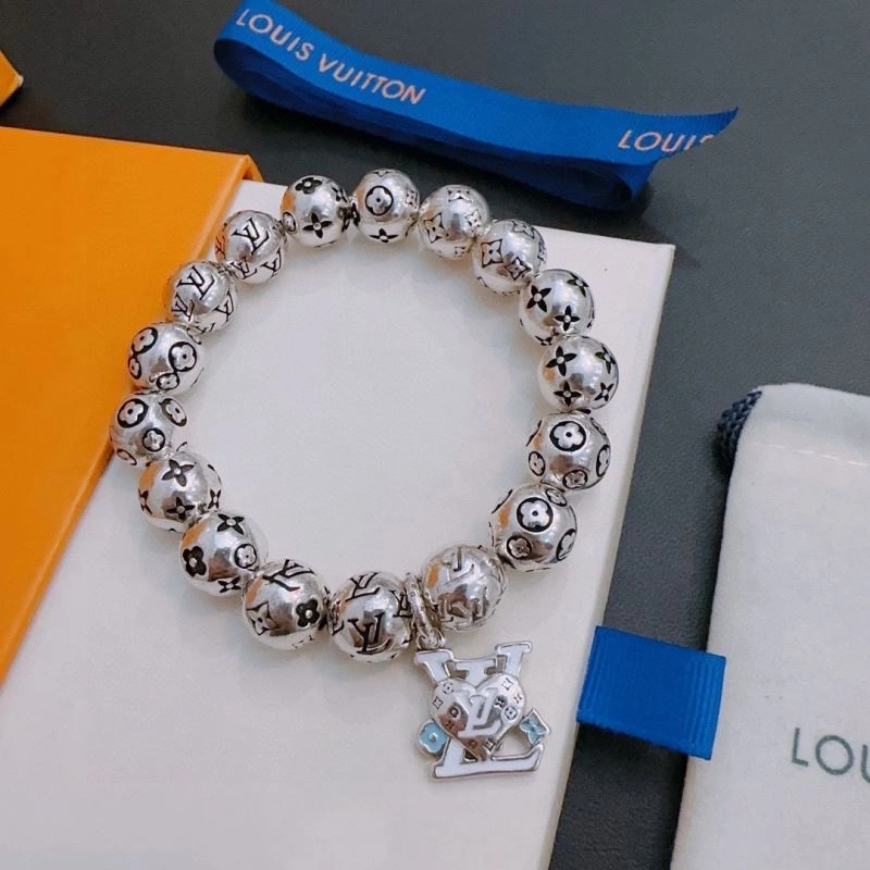 Affordable Louis Vuitton Bracelets 250759