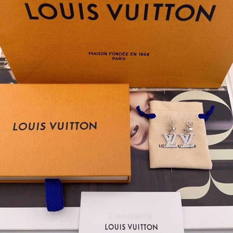 TechFriendly Louis Vuitton Bracelets 250742