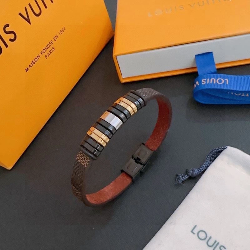 Louis Vuitton Bracelets Refined 250737