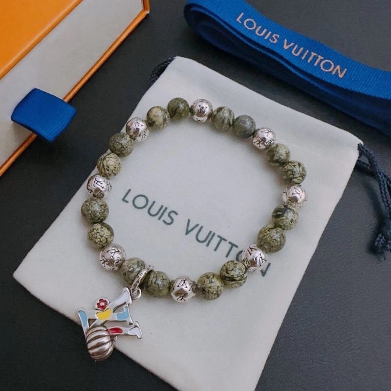 Louis Vuitton Bracelets ZipUp 250736