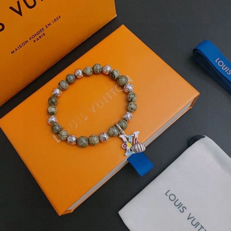 Louis Vuitton Bracelets ZipUp 250736