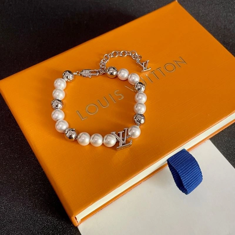 Louis Vuitton Bracelets EasyMatch 250730