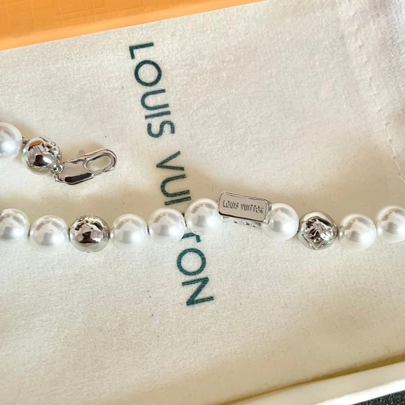 Louis Vuitton Bracelets EasyMatch 250730
