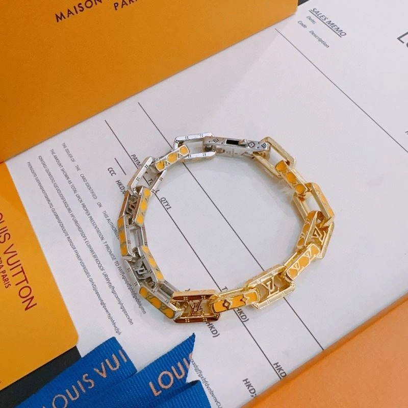 Durable Louis Vuitton Bracelets 250701