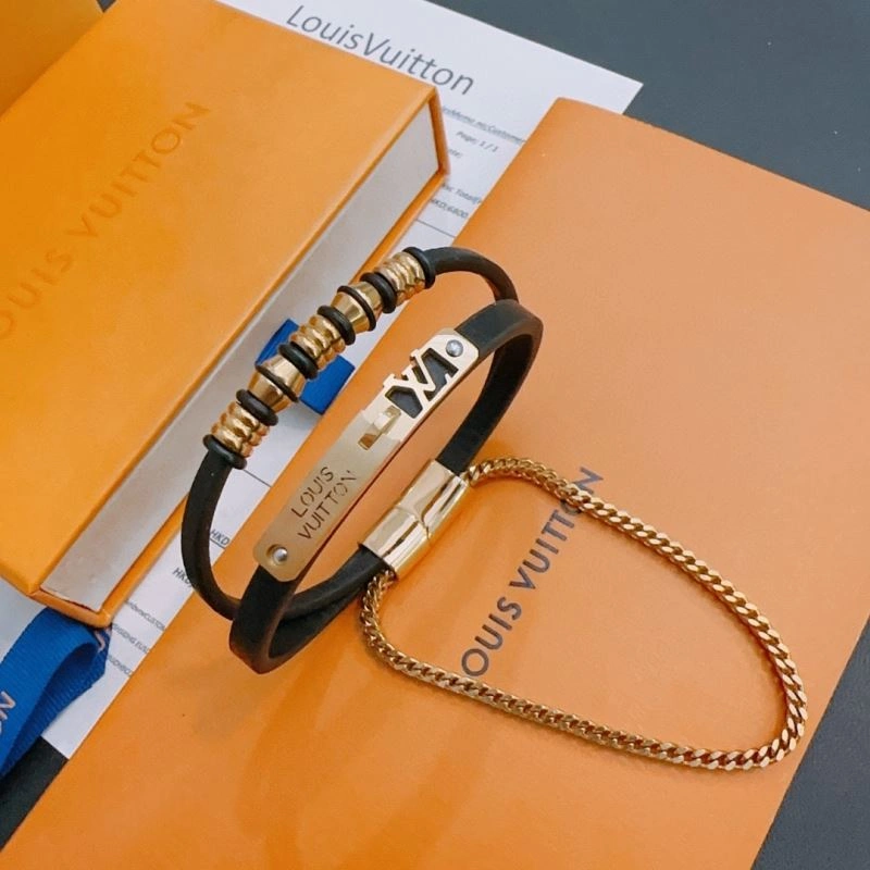 Bright Louis Vuitton Bracelets 250708