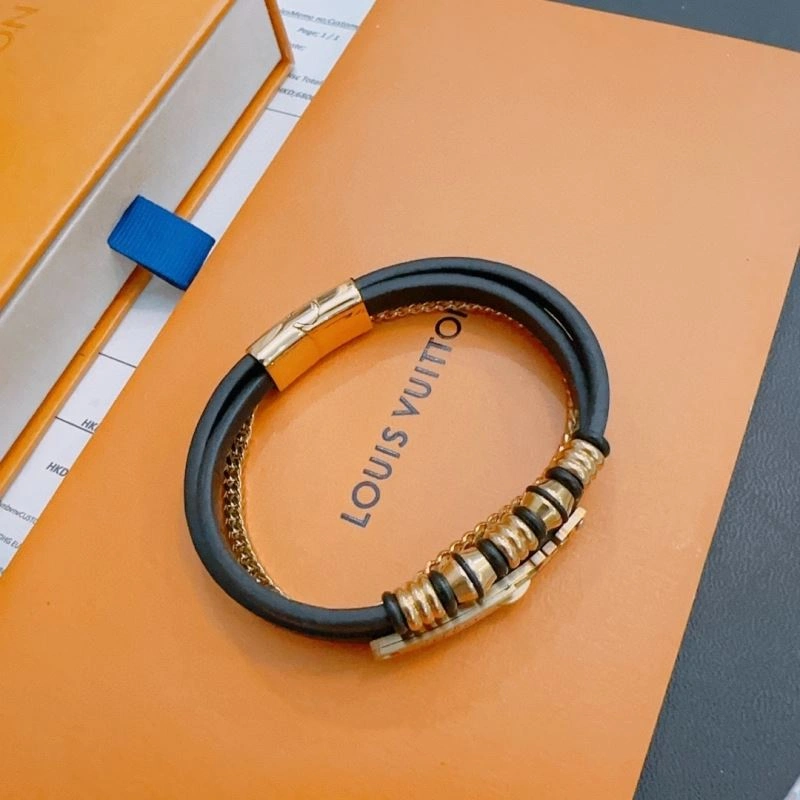 Bright Louis Vuitton Bracelets 250708
