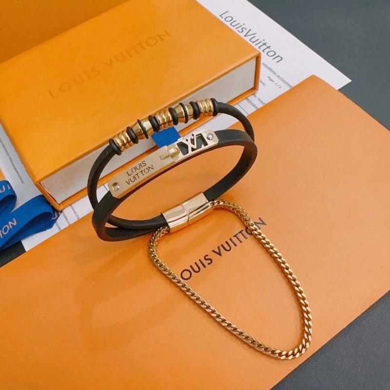Bright Louis Vuitton Bracelets 250708