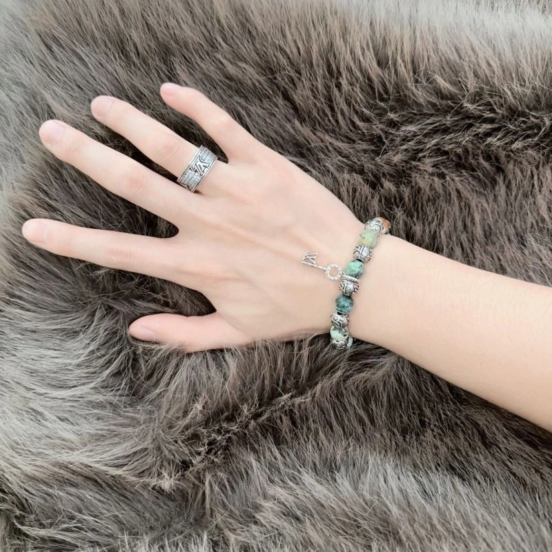 Unisex Louis Vuitton Bracelets 250702