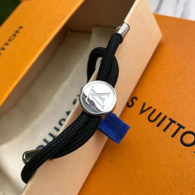 Louis Vuitton Bracelets Trendsetting 250716