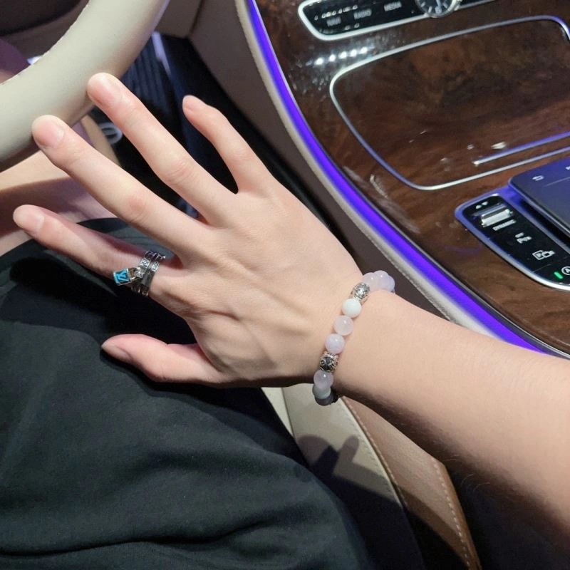 Louis Vuitton Bracelets OnTrend 250700