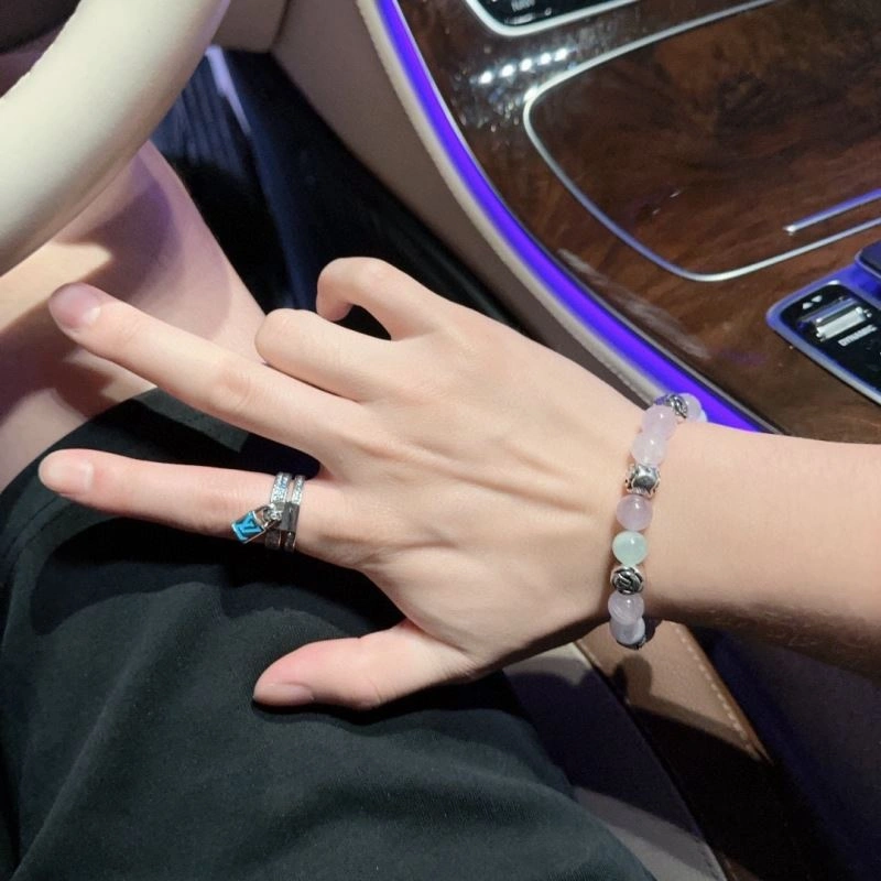 Louis Vuitton Bracelets Chic 250721