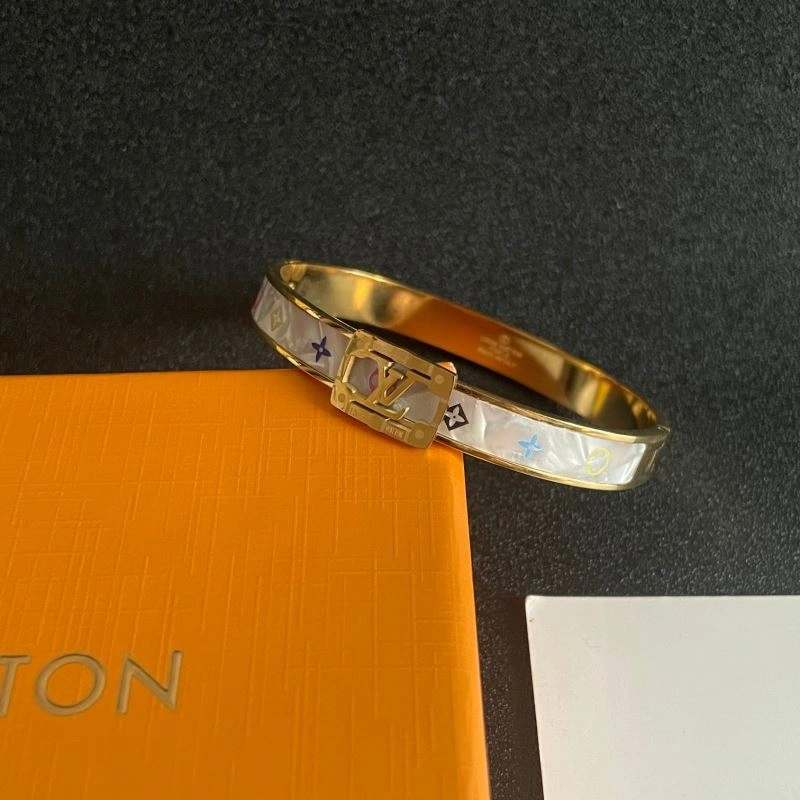Louis Vuitton Bracelets Vibrant 250717