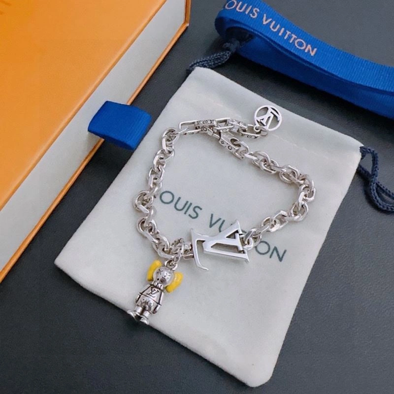 Louis Vuitton Bracelets Cozy 250695