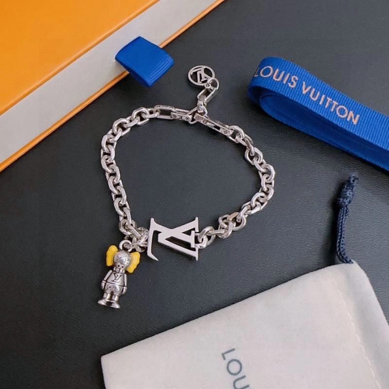 Louis Vuitton Bracelets Cozy 250695